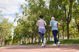 为什么职业选手从不玩百家乐或老虎机？解析“纯运气”游戏的避险。（职业玩家为何不碰百家乐与老虎机？解析“纯运气”游戏的避险逻辑）